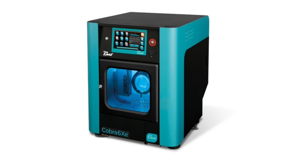 PiDental CAD/CAM frézovací jednotka Cobra 6xe<sup>®</sup>