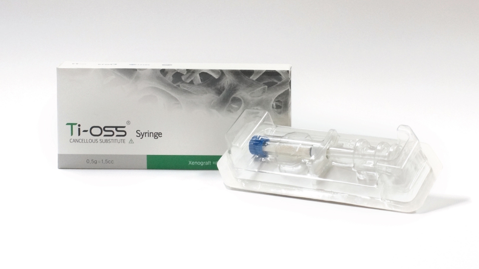 Xenograft náhradní kostní materiál Ti-oss<sup>®</sup> Syringe Xenograft náhradní kostní materiál Ti-oss<sup>®</sup> Syringe